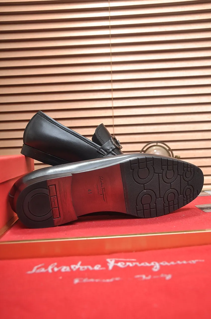 Men's shoes 💰520💶【Ferragamo/Ferragamo】The latest model in the counter. Original imported high-quality cowhide with open sides + imported 🐂 water-dyed cowhide lining + original luxury metal buckle + original combination outsole. No pressure for comparison. 38--45 (45 is custom-made and cannot be returned or exchanged)